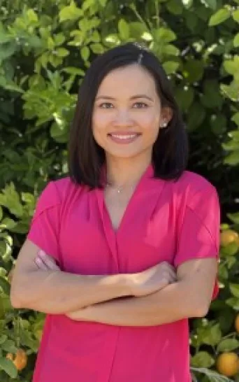 Dr Josie Oliva